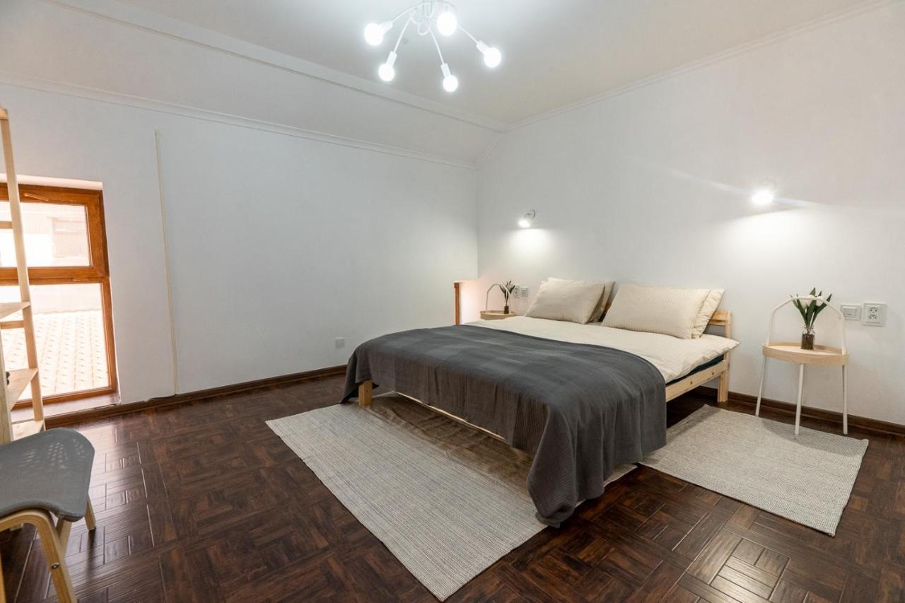 Modern Loft Lighthouse Vandrehjem Karakol Eksteriør billede