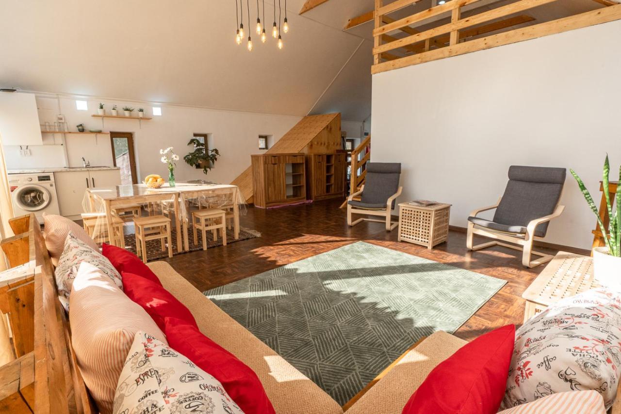 Modern Loft Lighthouse Vandrehjem Karakol Eksteriør billede
